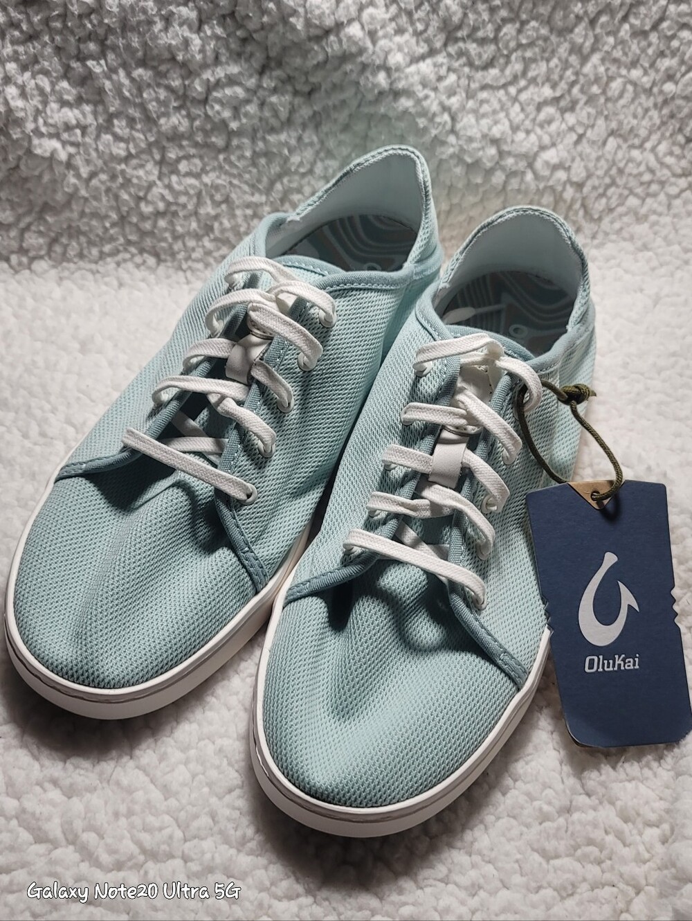 OluKai Pehuea Li Women's Sneakers Size 8.5 Swell Blue White Sand NWT